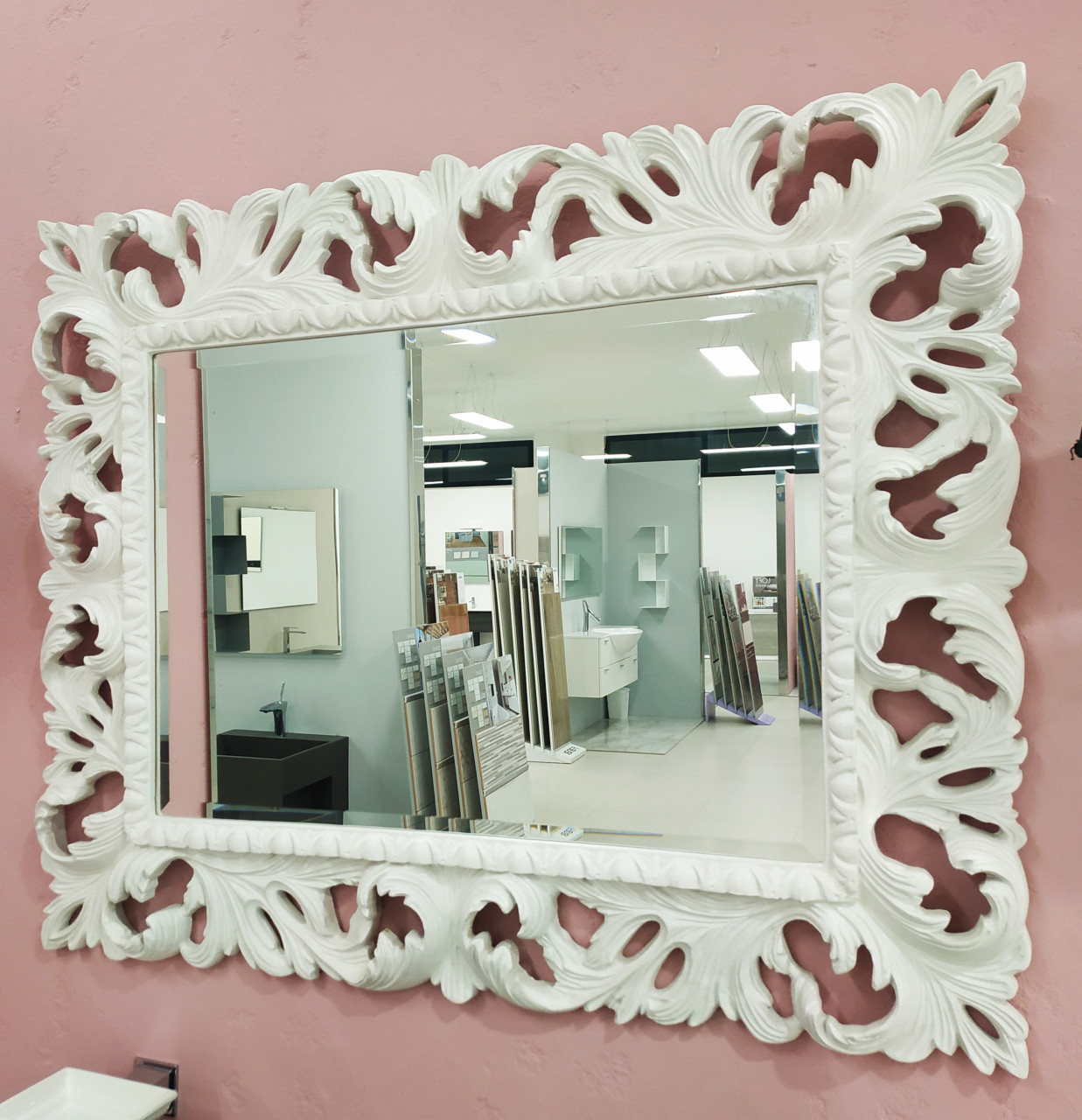 Specchio 80x100 cm con cornice in legno intarsiato bianco venato