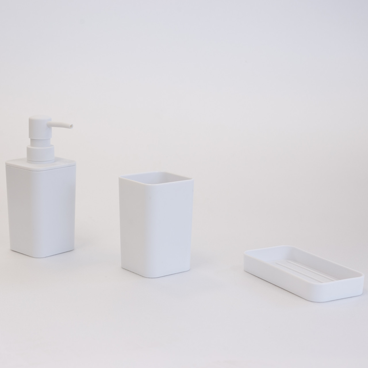 Kit dispenser portaspazzolino e portasaponetta in plastica bianco
