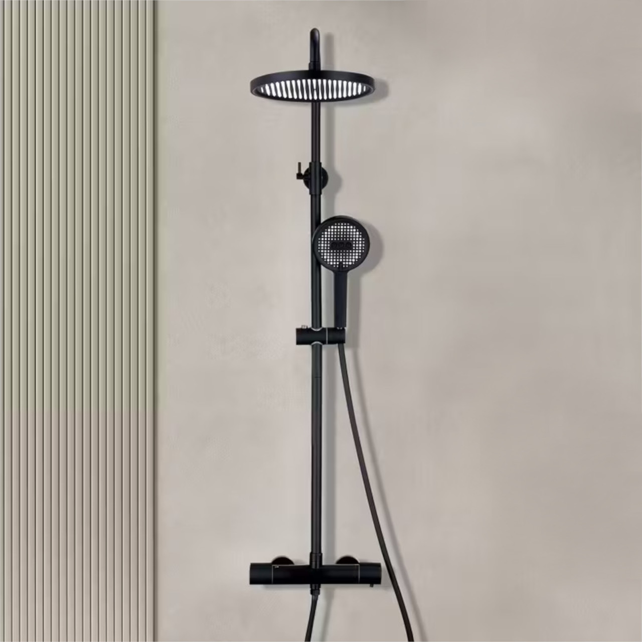 Colonna doccia telescopica tonda nera con miscelatore termostatico | Ortigia