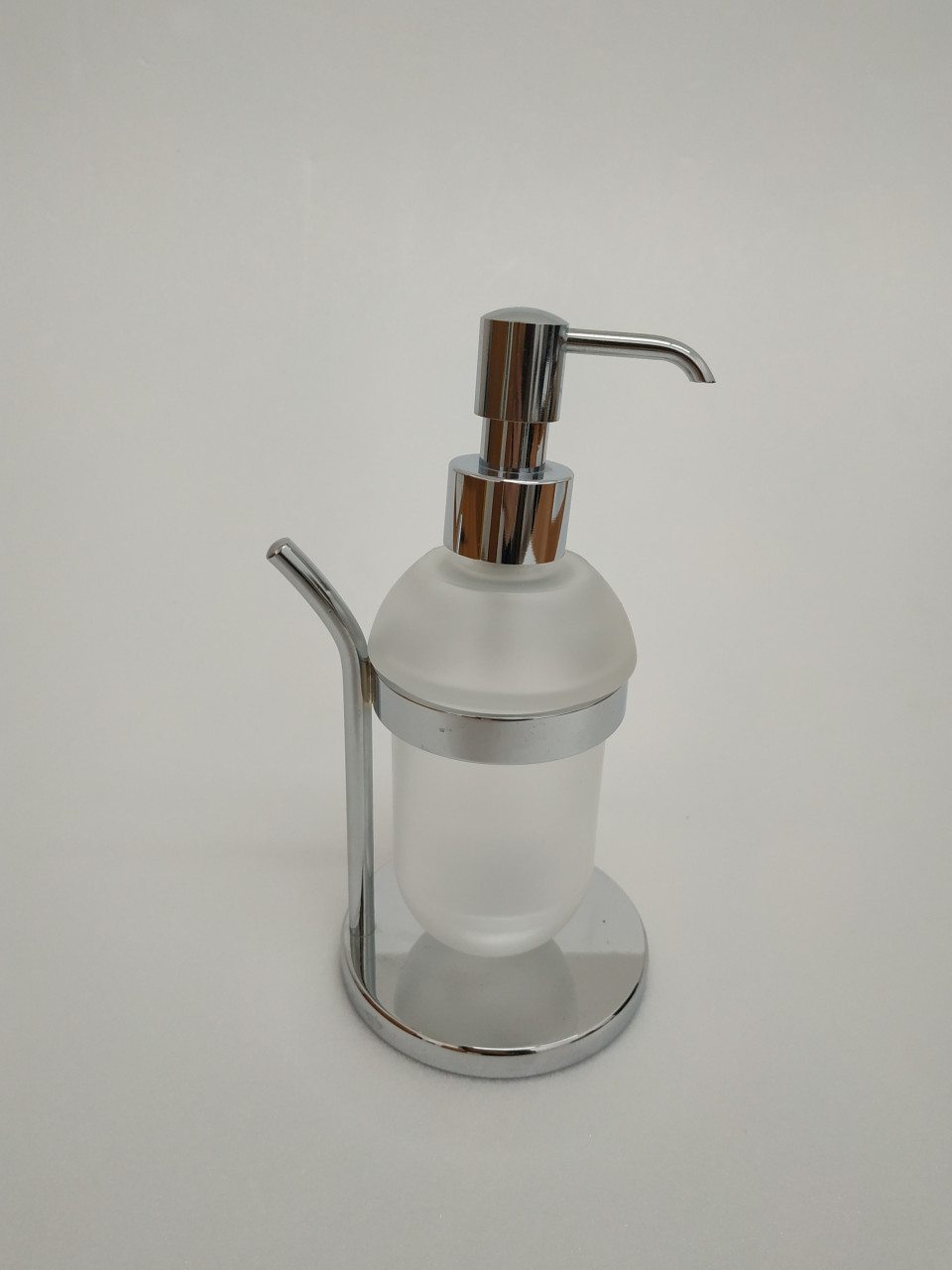 Dispenser sapone capannoli in ottone cromo e cristallo satinato